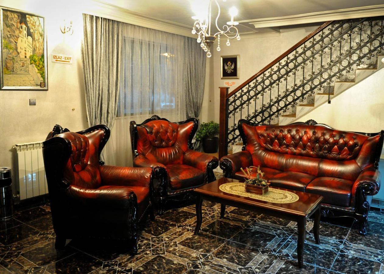 Hotel Evropa Подгорица Экстерьер фото