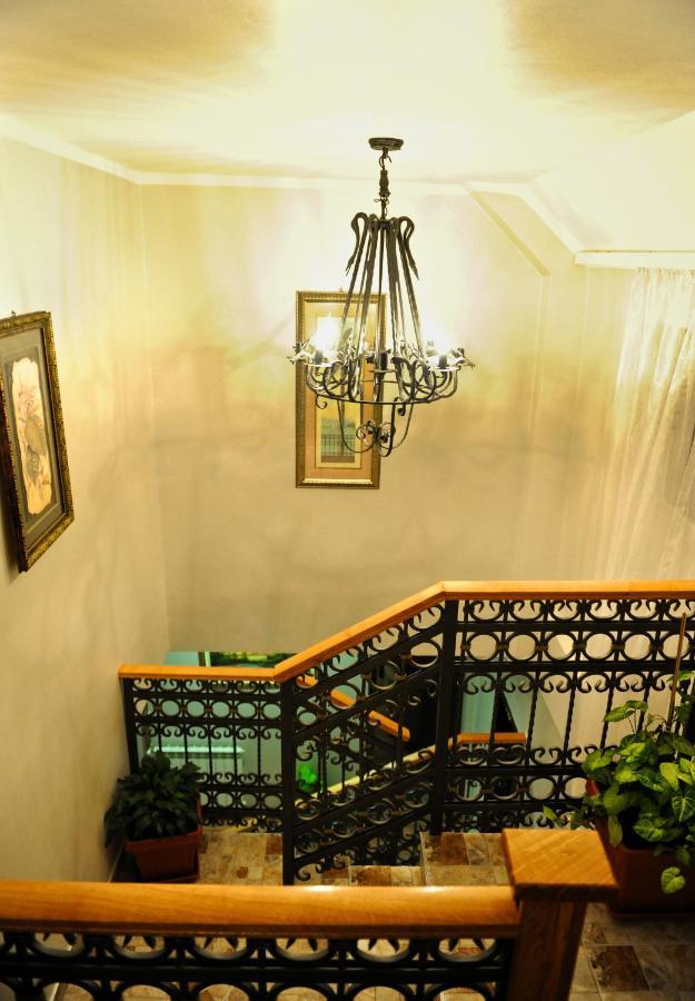 Hotel Evropa Подгорица Экстерьер фото