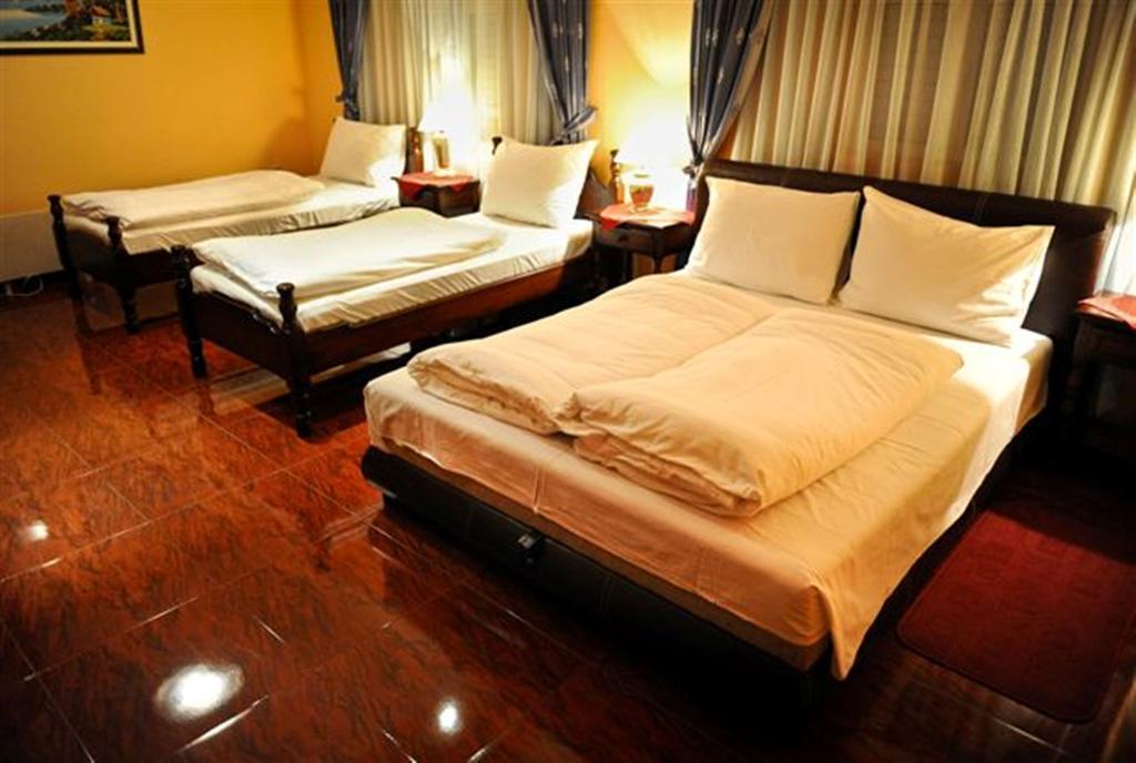 Hotel Evropa Подгорица Экстерьер фото