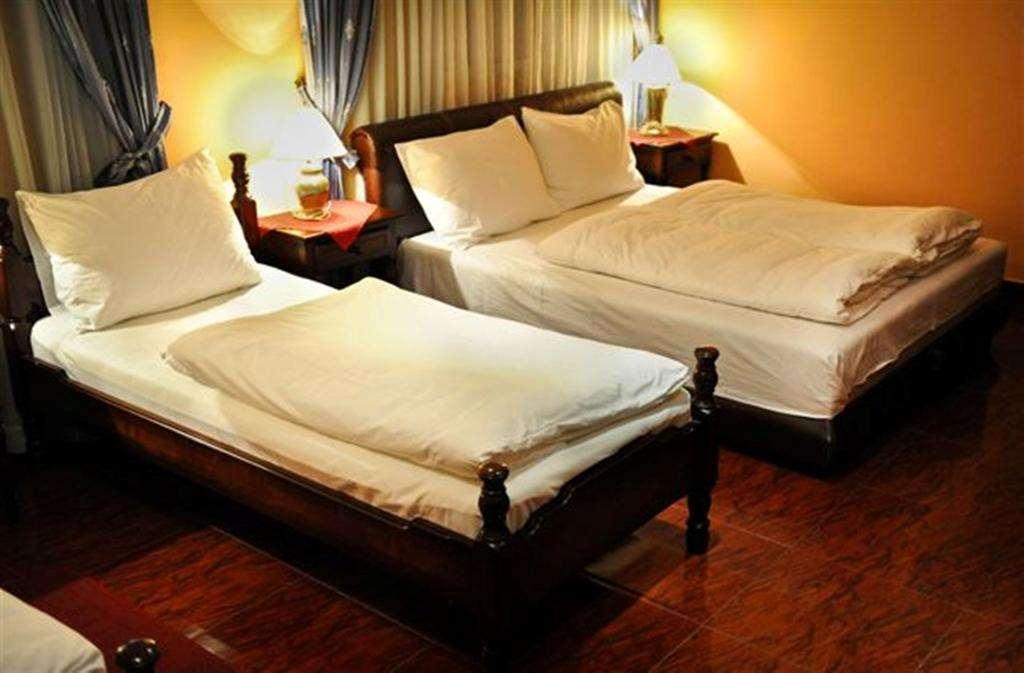 Hotel Evropa Подгорица Номер фото