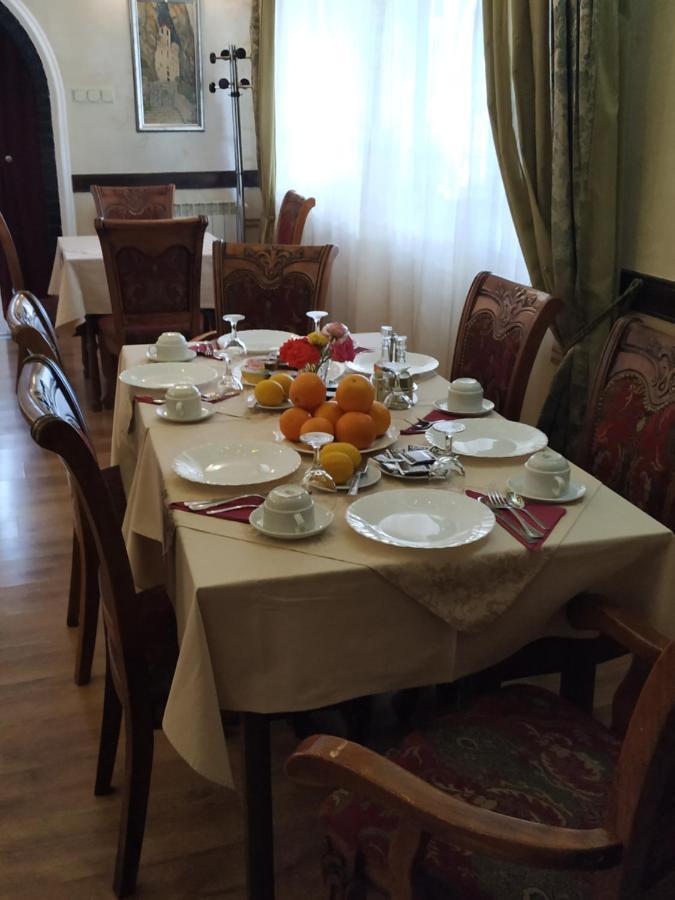 Hotel Evropa Подгорица Экстерьер фото